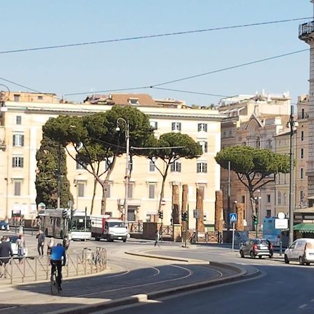 Manilio Ghetto Ancient Rome Apartment Exterior photo